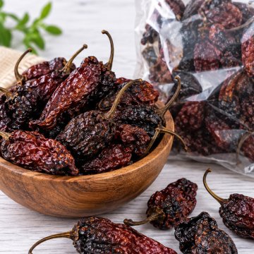 Dried King Chilly / Dried Bhut Jolokia